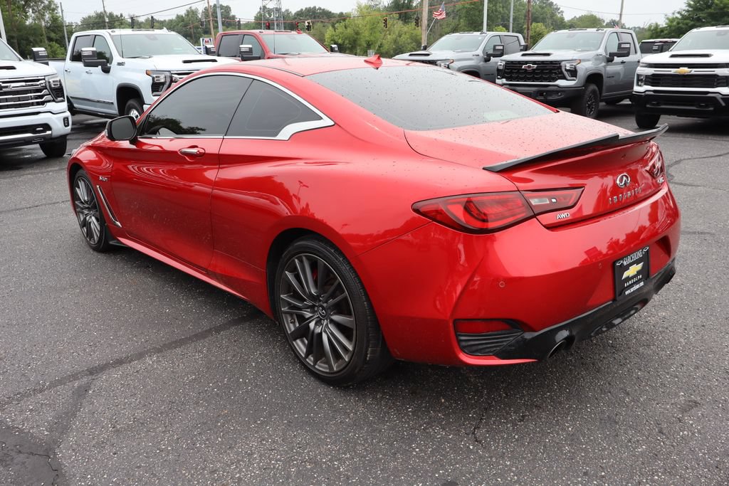 Used 2017 INFINITI Q60 Red Sport 400 AWD/4WD image 3
