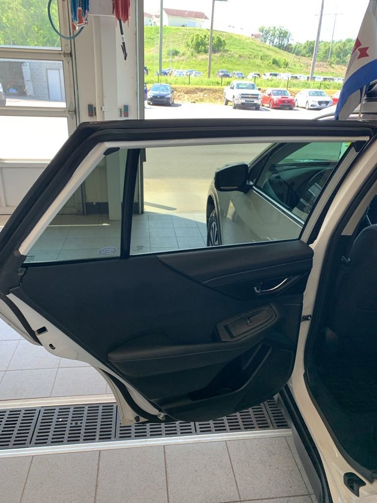 Certified 2021 Subaru Outback Premium AWD/4WD image 8