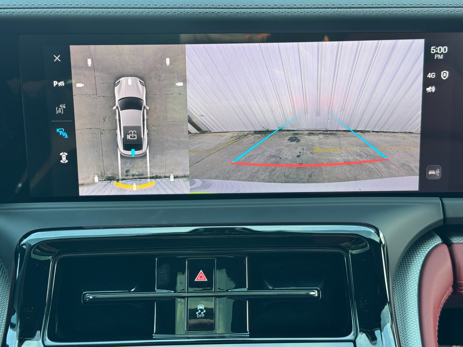 Used 2025 Porsche Panamera 4 w/ Premium Package image 34