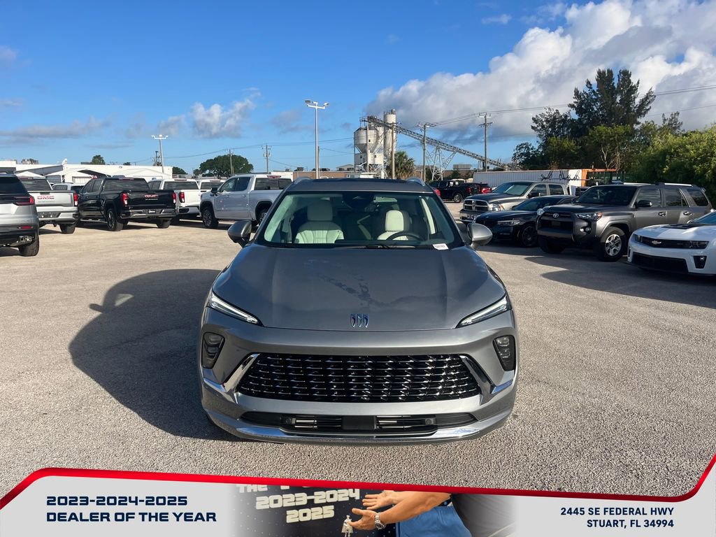 New 2026 Buick Envision Avenir image 2