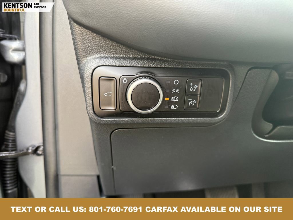 Used 2025 Ford Explorer Active image 20