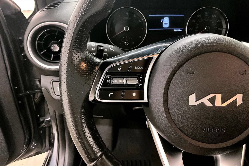 Used 2022 Kia Forte GT-Line w/ GT-Line Technology Package FWD image 11