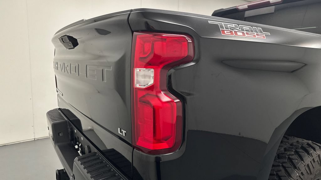 Used 2020 Chevrolet Silverado 1500 LT Trail Boss AWD/4WD image 20