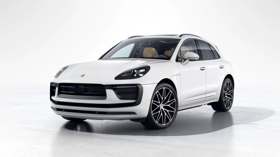 Certified 2026 Porsche Macan AWD/4WD image 1