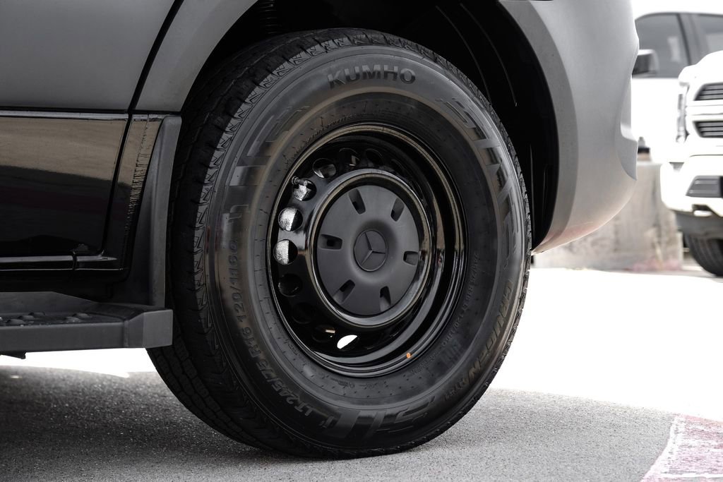 Used 2025 Mercedes-Benz Sprinter 2500 w/ Dashboard Charging Package image 57