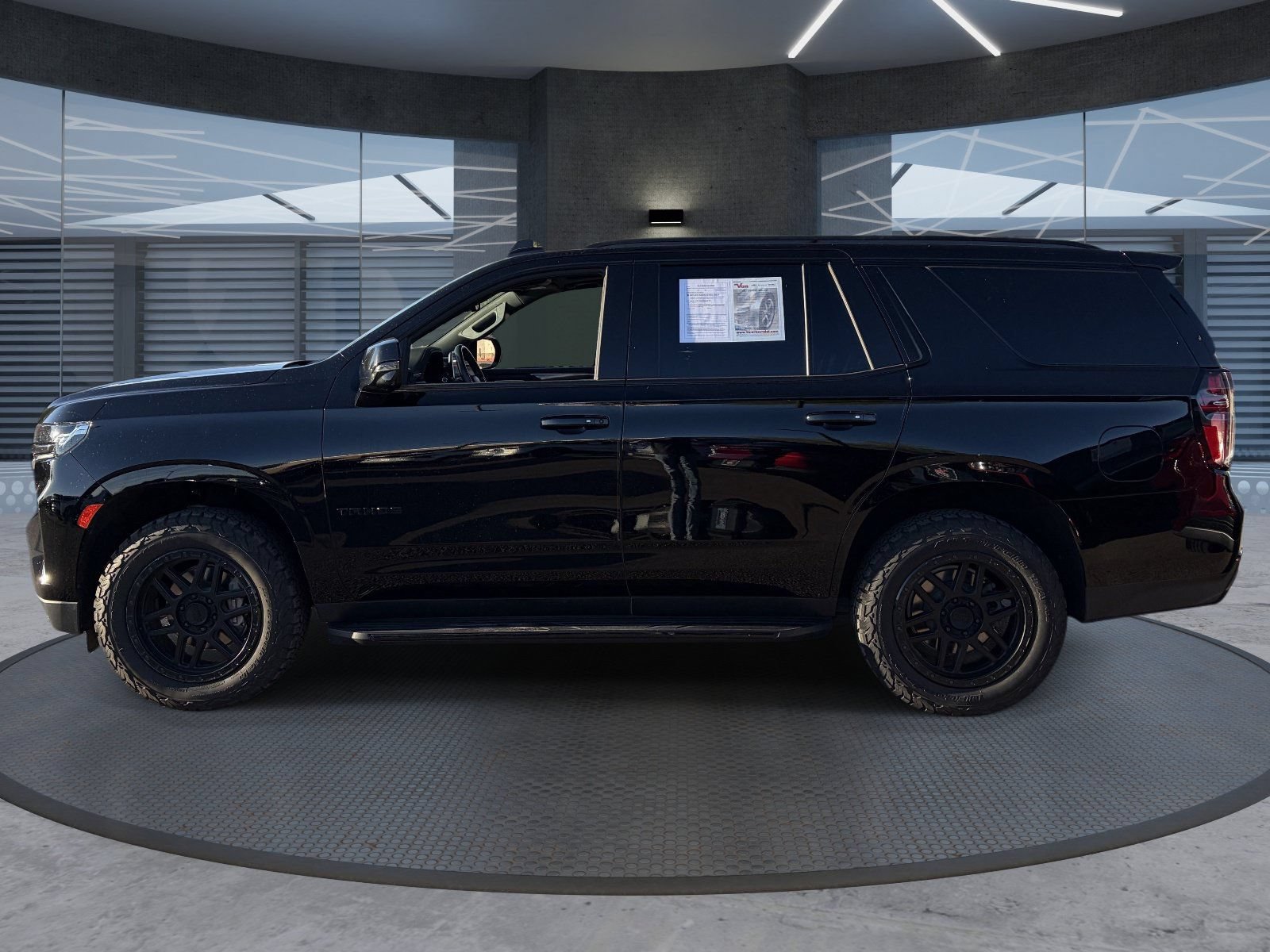 Certified 2022 Chevrolet Tahoe RST w/ Luxury Package AWD/4WD image 3