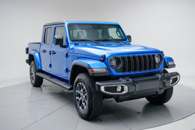 Used 2025 Jeep Gladiator Sport AWD/4WD image 1