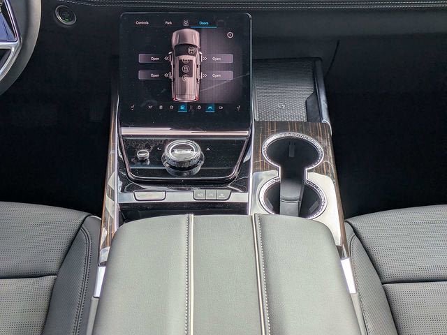 New 2026 Cadillac Escalade Luxury w/ Touring Package AWD/4WD image 19
