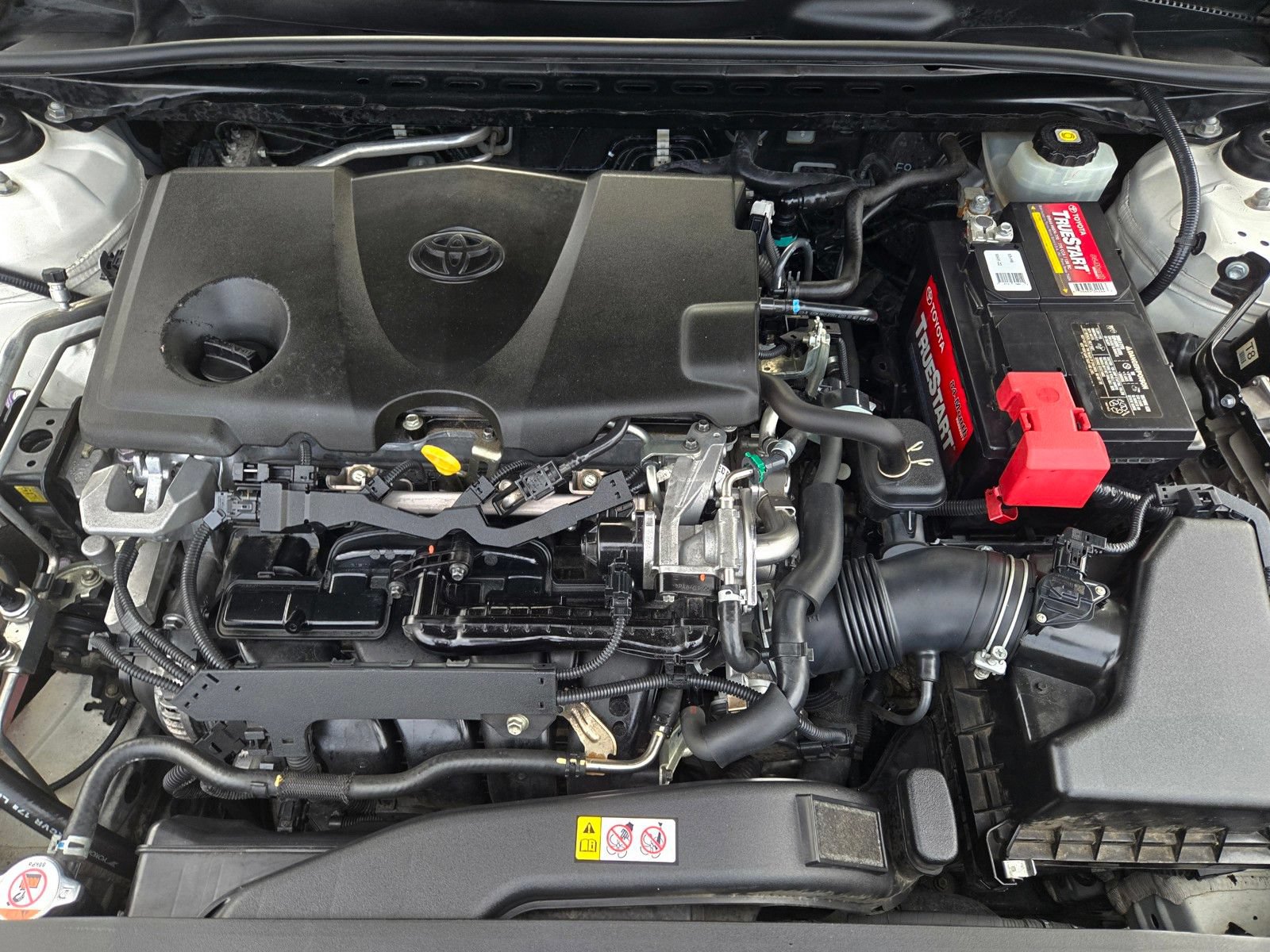 Used 2018 Toyota Camry SE w/ Moonroof Package FWD image 23