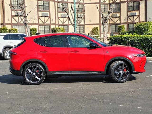 Used 2024 Dodge Hornet R/T Plus image 4