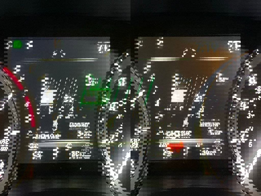 Certified 2025 Toyota Highlander XLE image 19