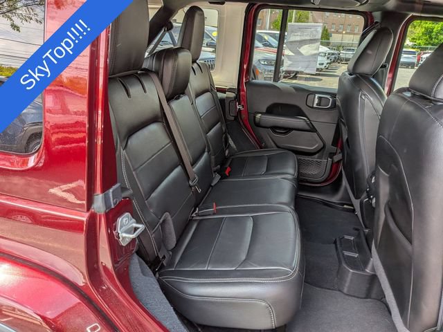 Certified 2022 Jeep Wrangler Unlimited Sahara w/ LED Lighting Group AWD/4WD image 29