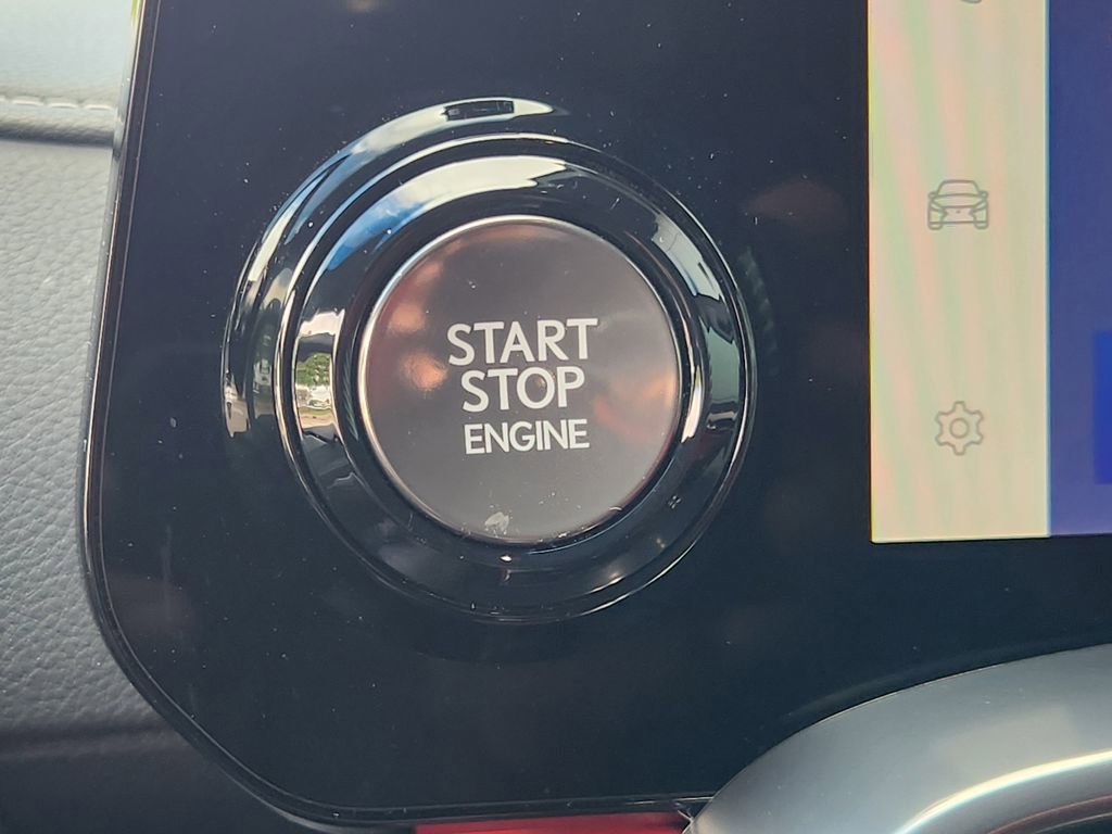 Used 2022 Lexus LX 600 F Sport w/ Accessory Package (Z1) image 22