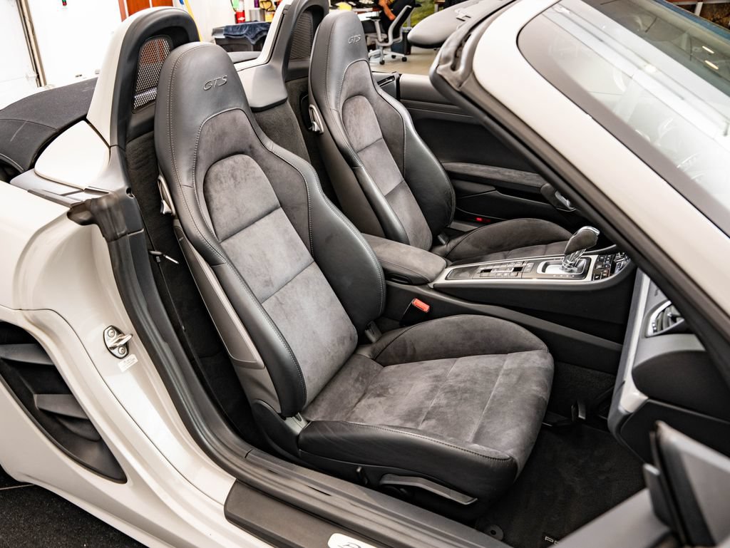 Certified 2019 Porsche 718 Boxster GTS RWD image 44