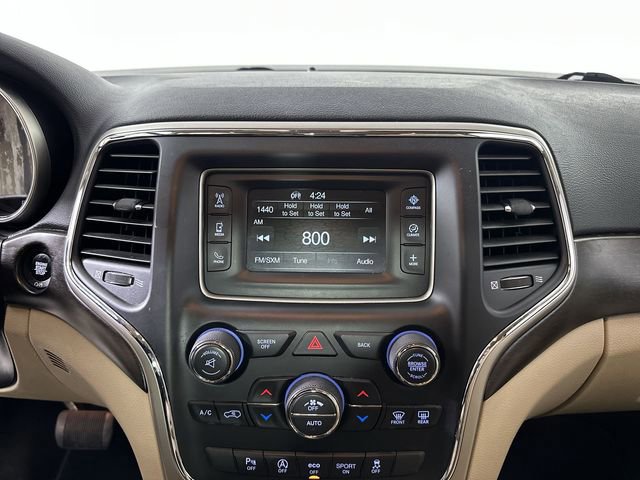 Used 2017 Jeep Grand Cherokee Laredo w/ Quick Order Package 2BE image 13