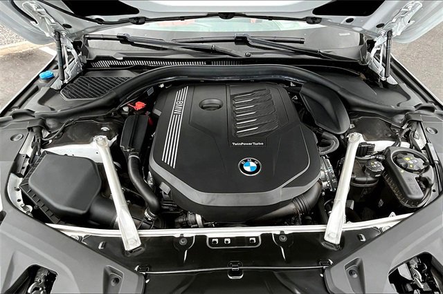 Used 2023 BMW 840i Convertible w/ M Sport Professional Package image 9