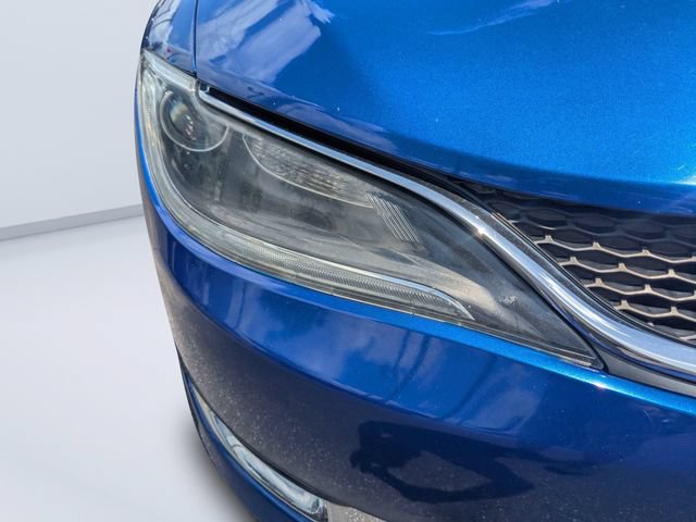 Used 2016 Chrysler 200 Limited w/ Anniversary Edition FWD image 9