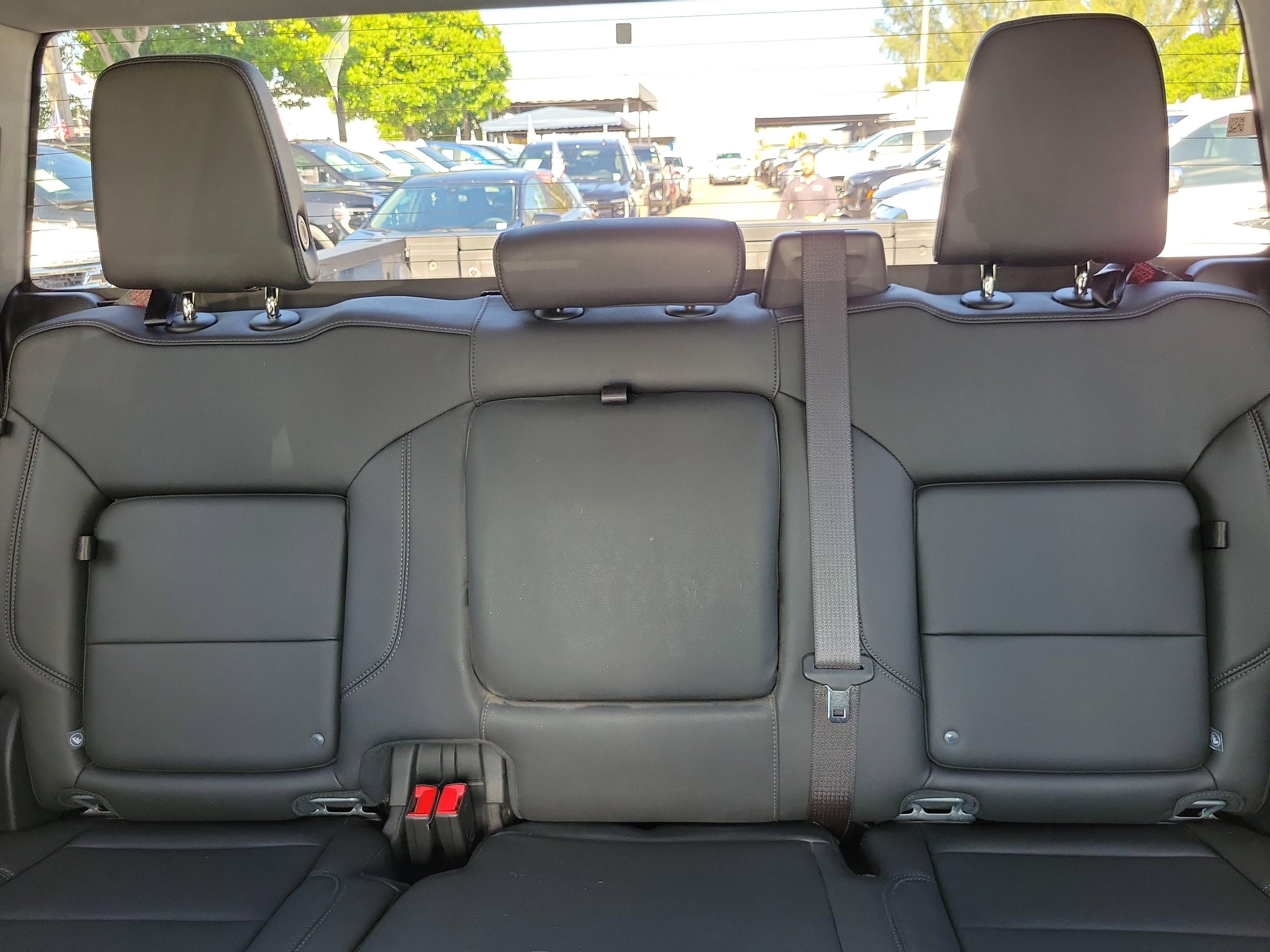 Used 2024 GMC Sierra 1500 SLT w/ X31 Off-Road Package AWD/4WD image 15