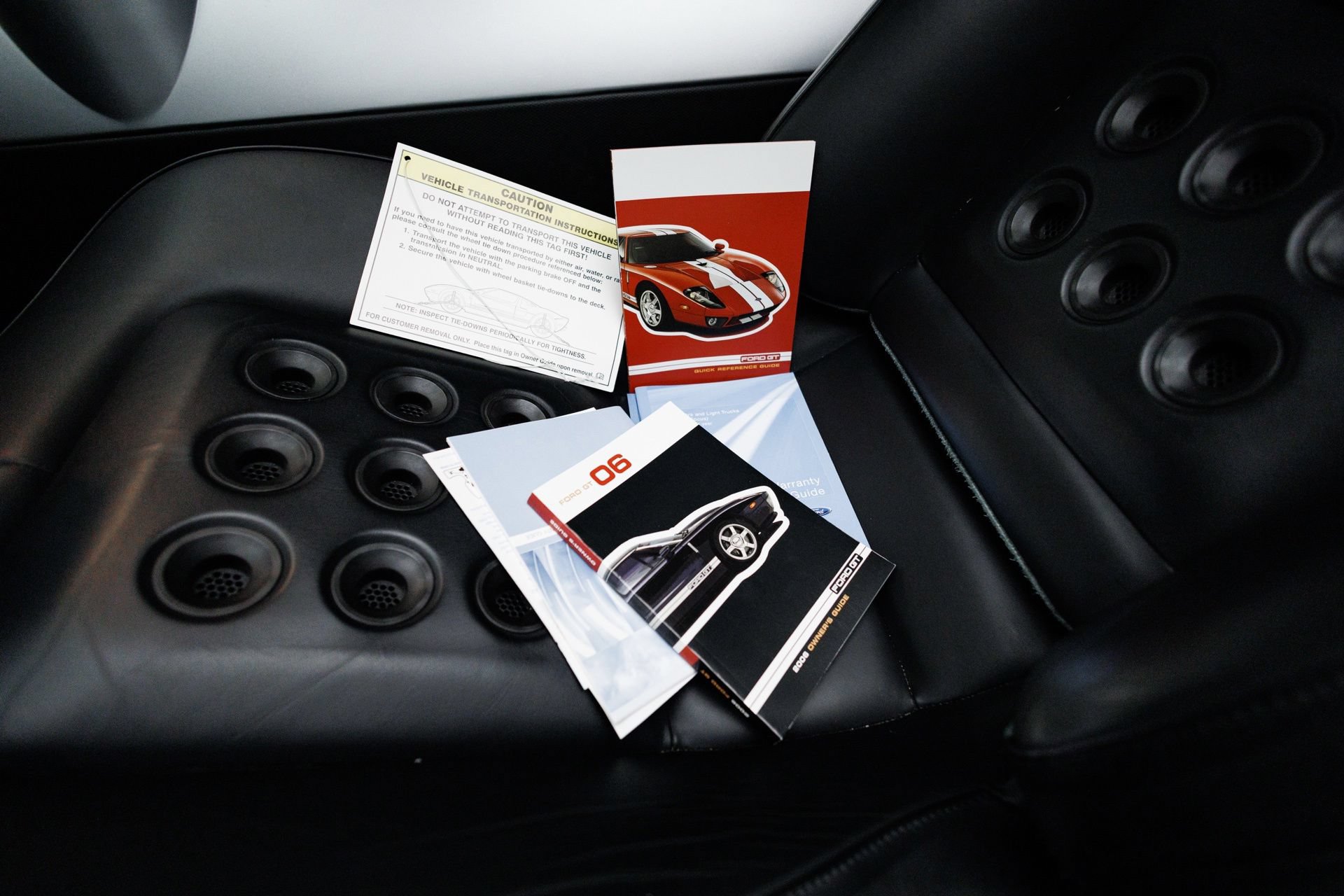 Used 2006 Ford GT RWD image 57