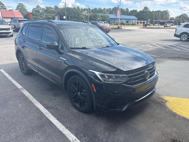 Used 2022 Volkswagen Tiguan SE R-Line