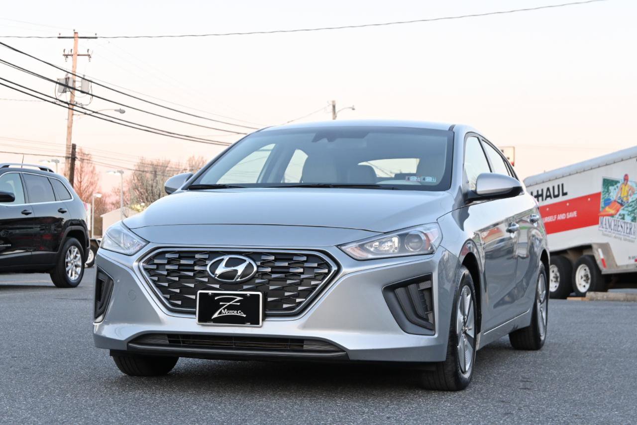 Used 2020 Hyundai Ioniq Blue FWD image 6