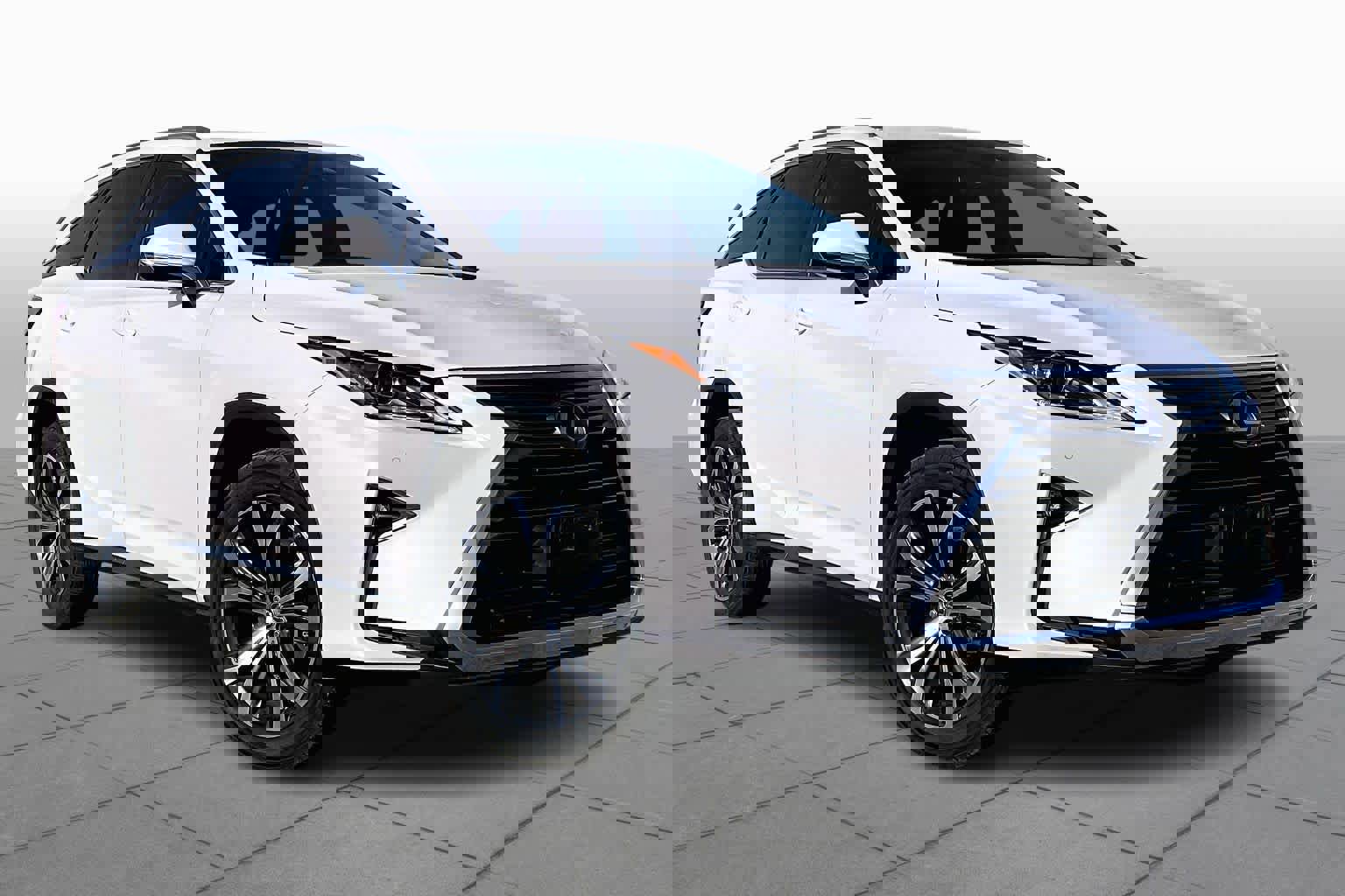 Used 2018 Lexus RX 350L image 2