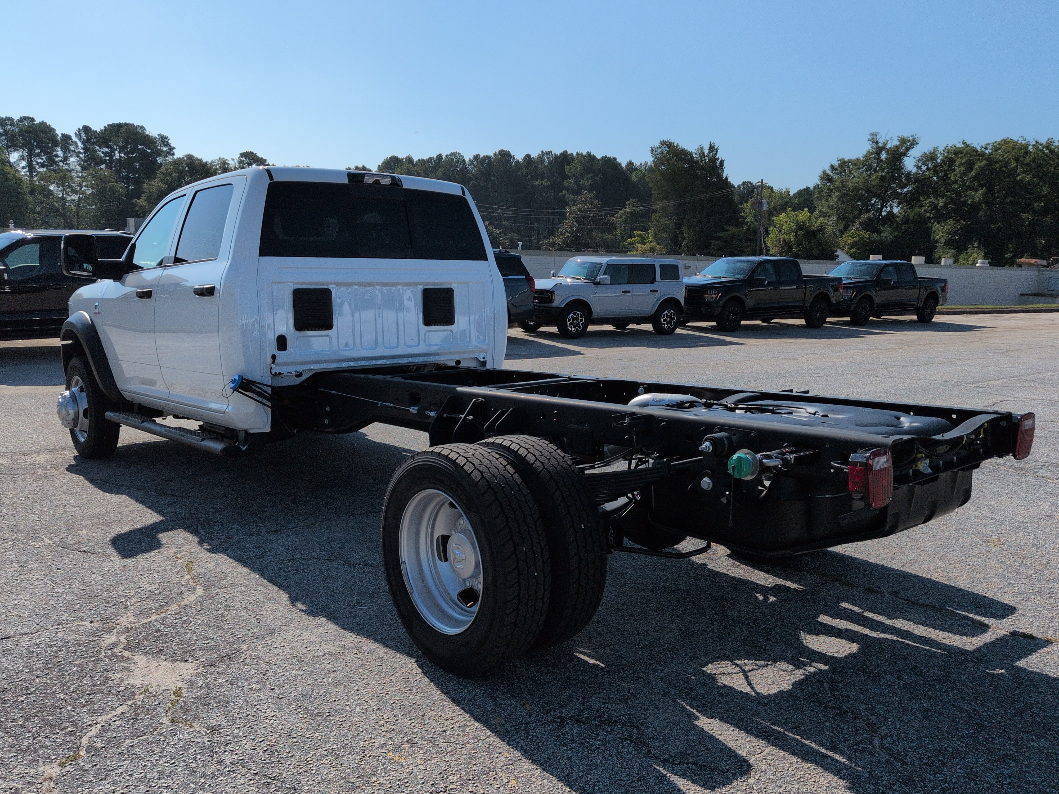 New 2026 RAM 5500 Tradesman AWD/4WD image 5