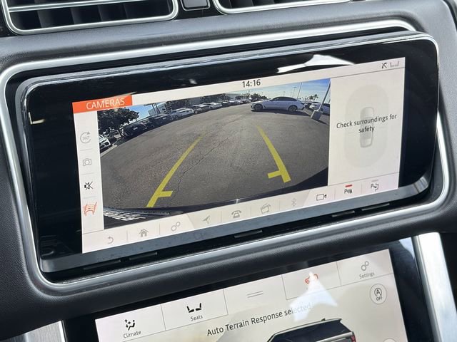 Used 2020 Land Rover Range Rover Long Wheelbase HSE image 15