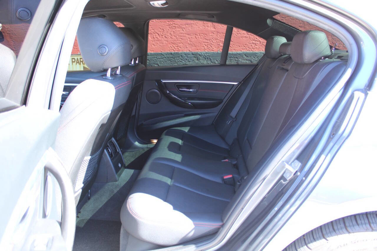 Used 2016 BMW 328i Sedan image 16