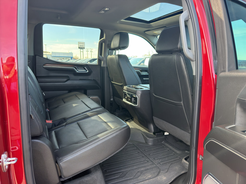 Used 2024 GMC Sierra 1500 Denali w/ Technology Package AWD/4WD image 34