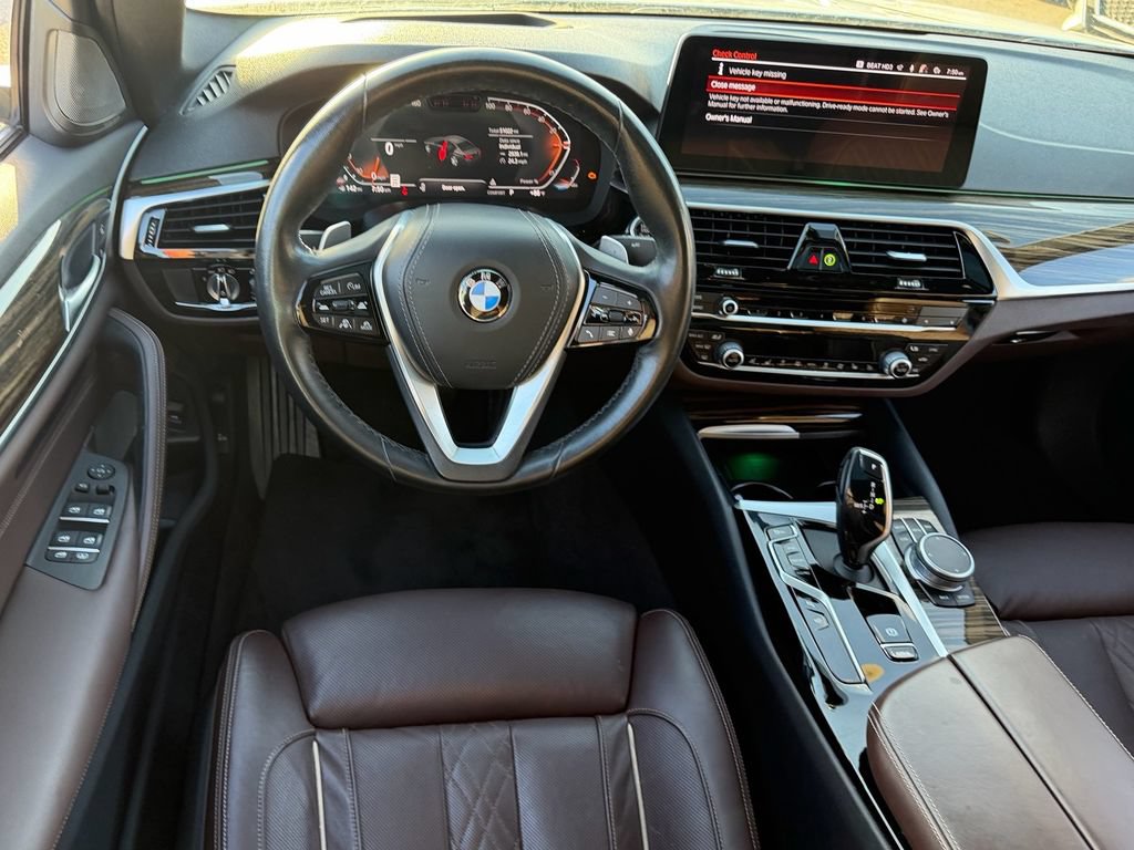 Used 2021 BMW 540i w/ Premium Package RWD image 13