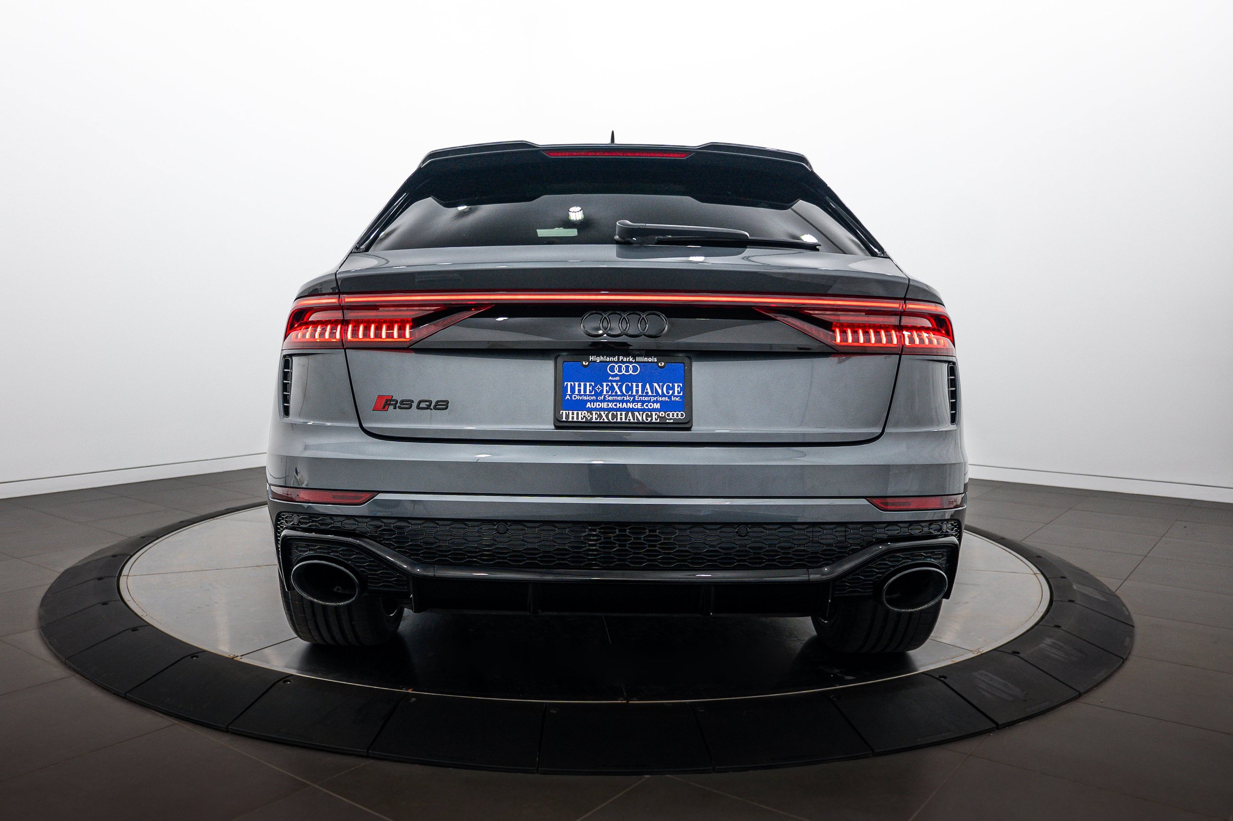 Used 2023 Audi RS Q8 w/ Black Optic Package AWD/4WD image 24