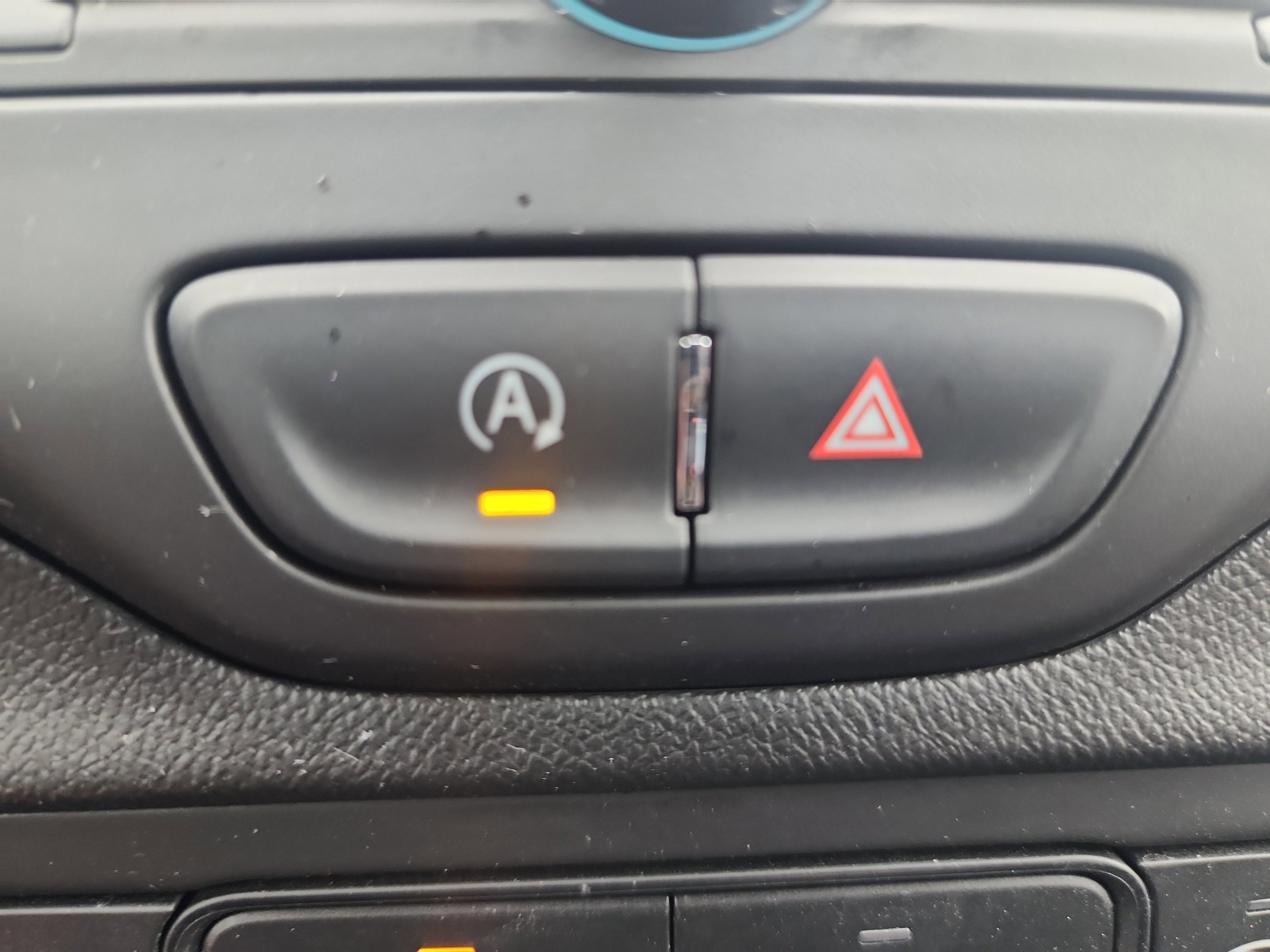 Used 2022 GMC Terrain SLE image 30