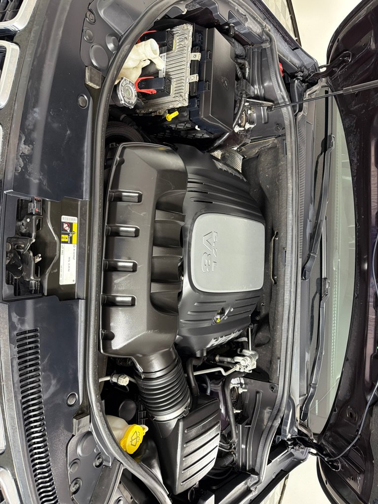 Used 2018 Jeep Grand Cherokee Limited AWD/4WD image 28