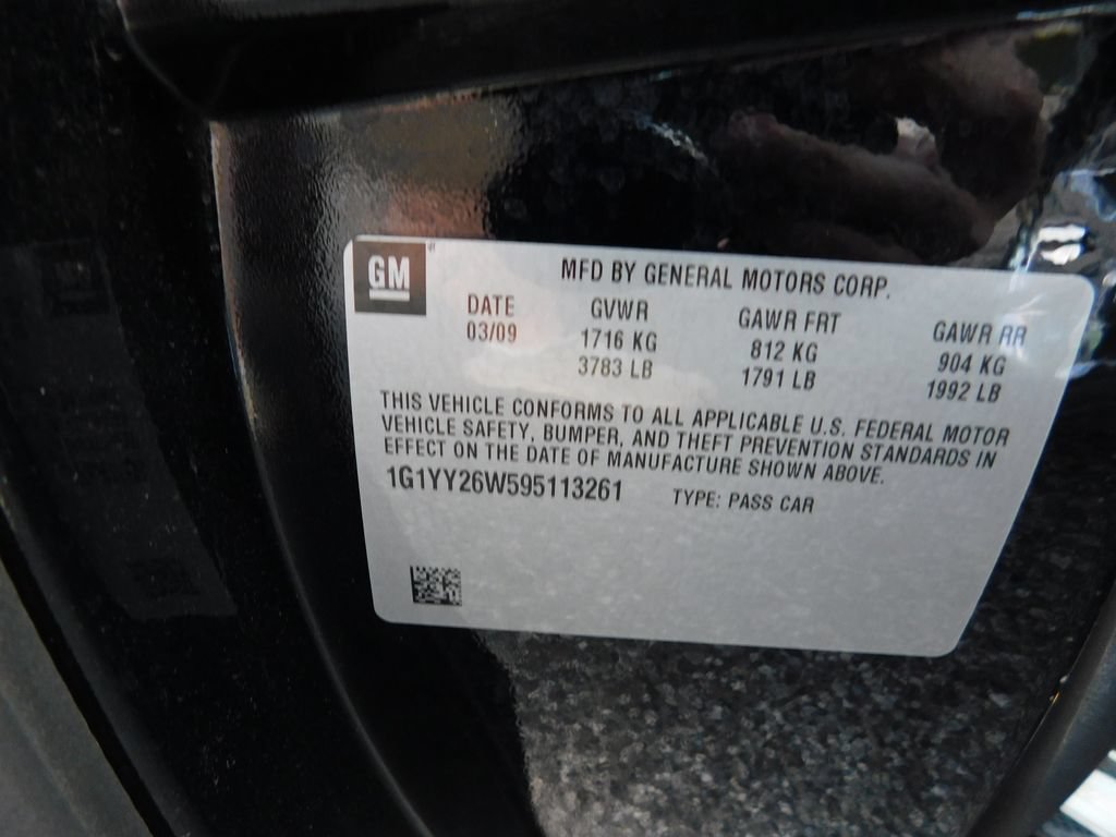 Used 2009 Chevrolet Corvette Coupe w/ Preferred Equipment Group RWD image 7