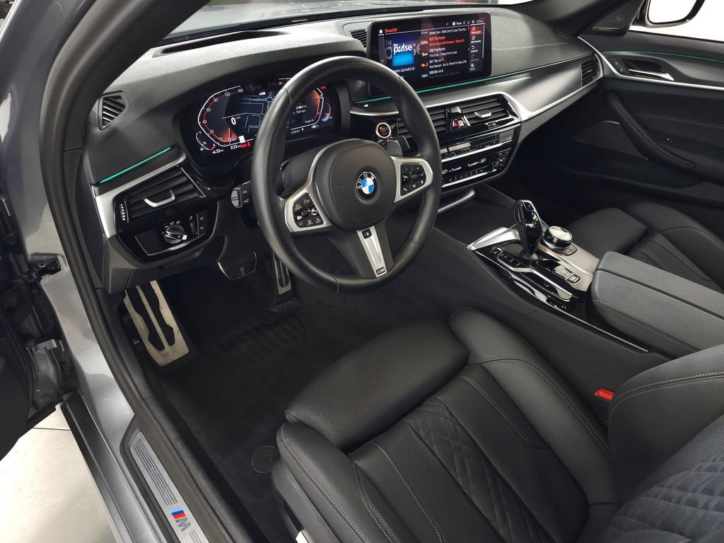Used 2023 BMW 540i xDrive w/ Executive Package AWD/4WD image 14