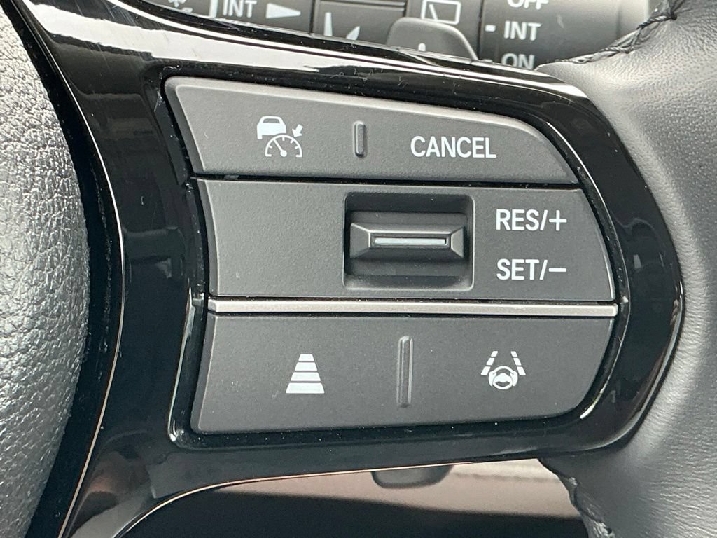 Used 2025 Honda Pilot Touring image 30