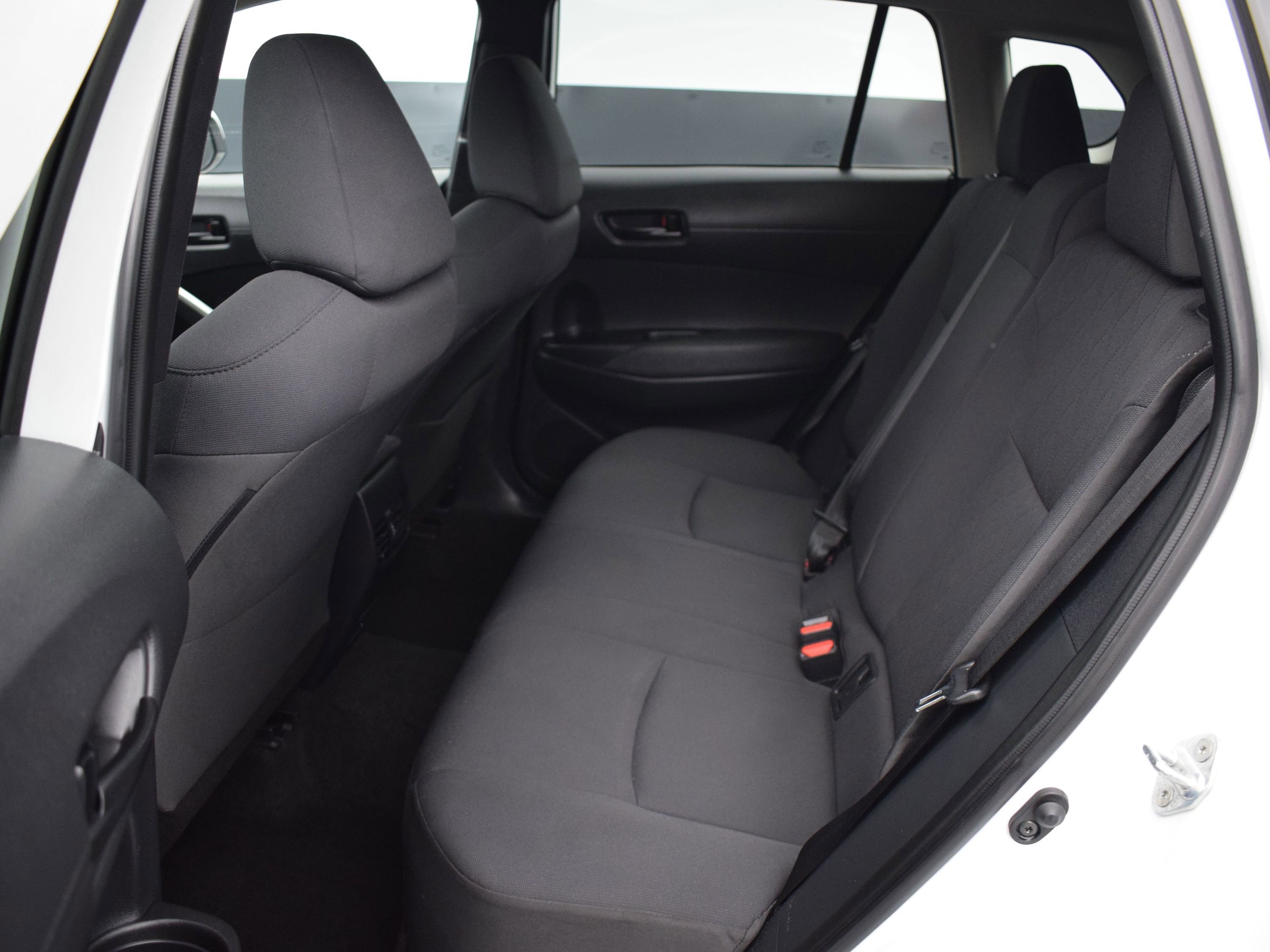 Used 2022 Toyota Corolla Cross LE w/ Black Badges Package (TMS) image 12