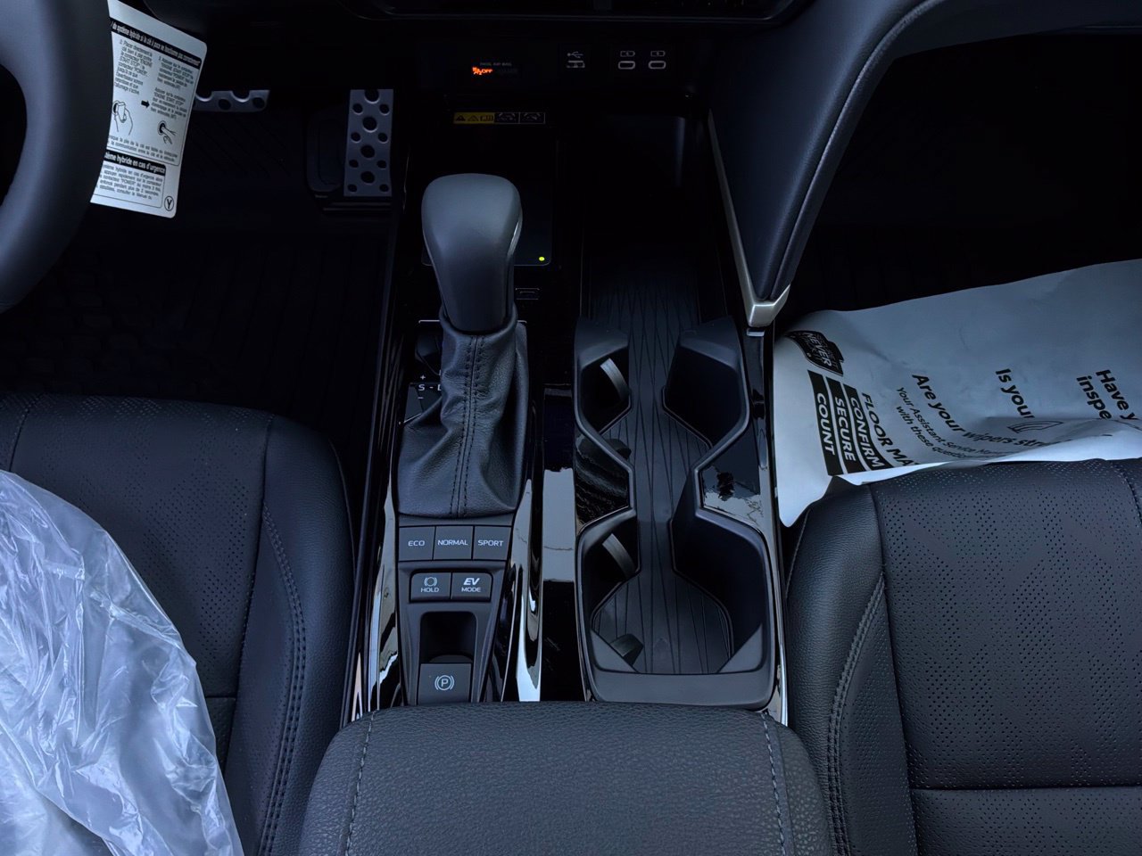 New 2026 Toyota Camry XSE FWD image 14