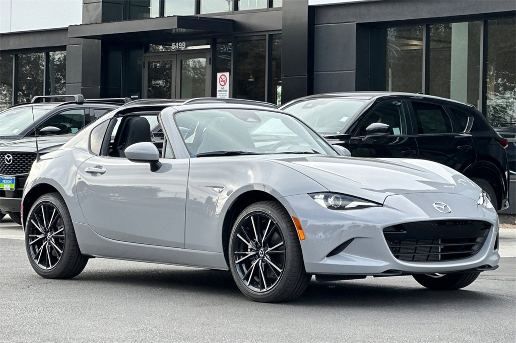 New 2025 MAZDA MX-5 Miata RF Grand Touring image 3