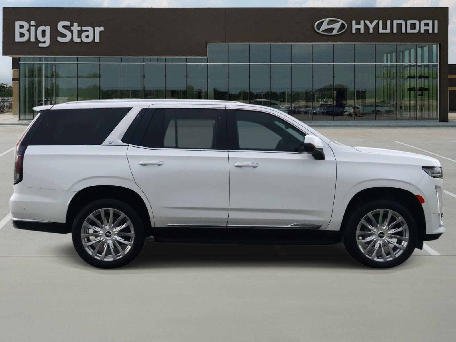 Used 2023 Cadillac Escalade Premium Luxury RWD image 5