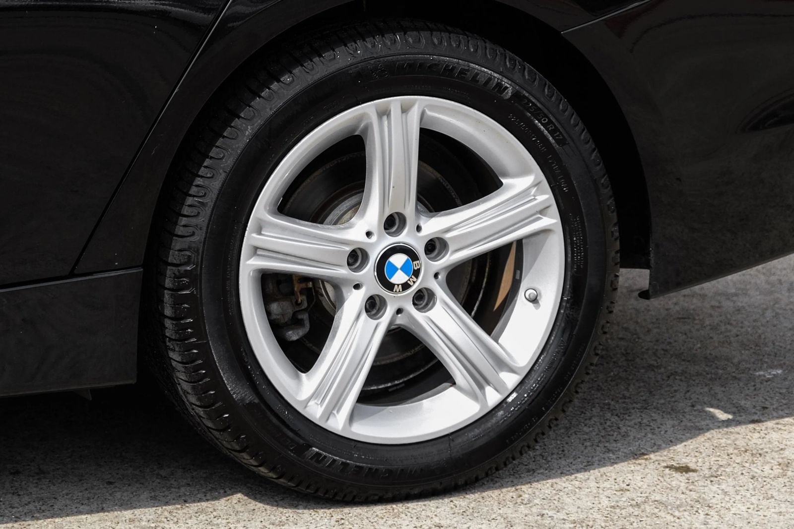 Used 2014 BMW 320i xDrive Sedan AWD/4WD image 55