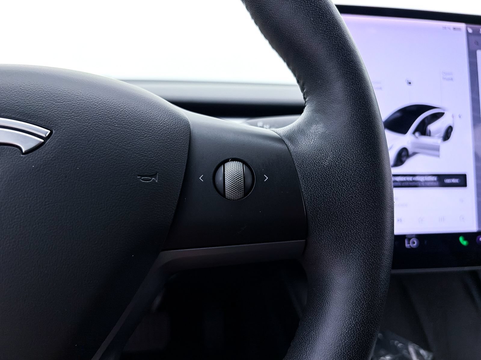 Used 2021 Tesla Model 3 Standard Range Plus RWD image 29