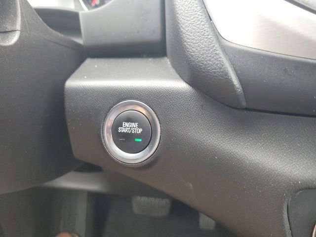 Used 2024 GMC Terrain SLT AWD/4WD image 9