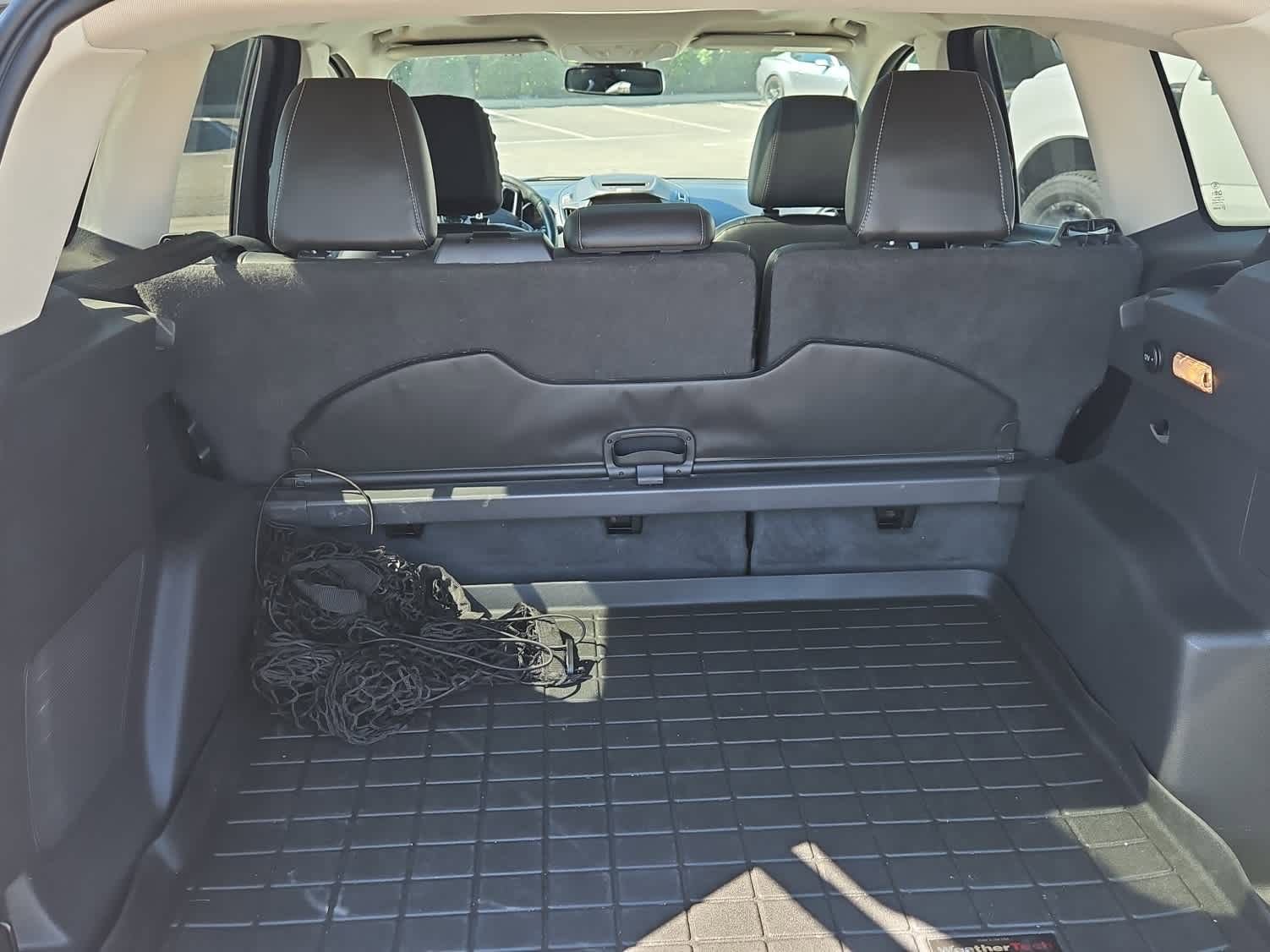 Used 2017 Ford Escape Titanium image 9