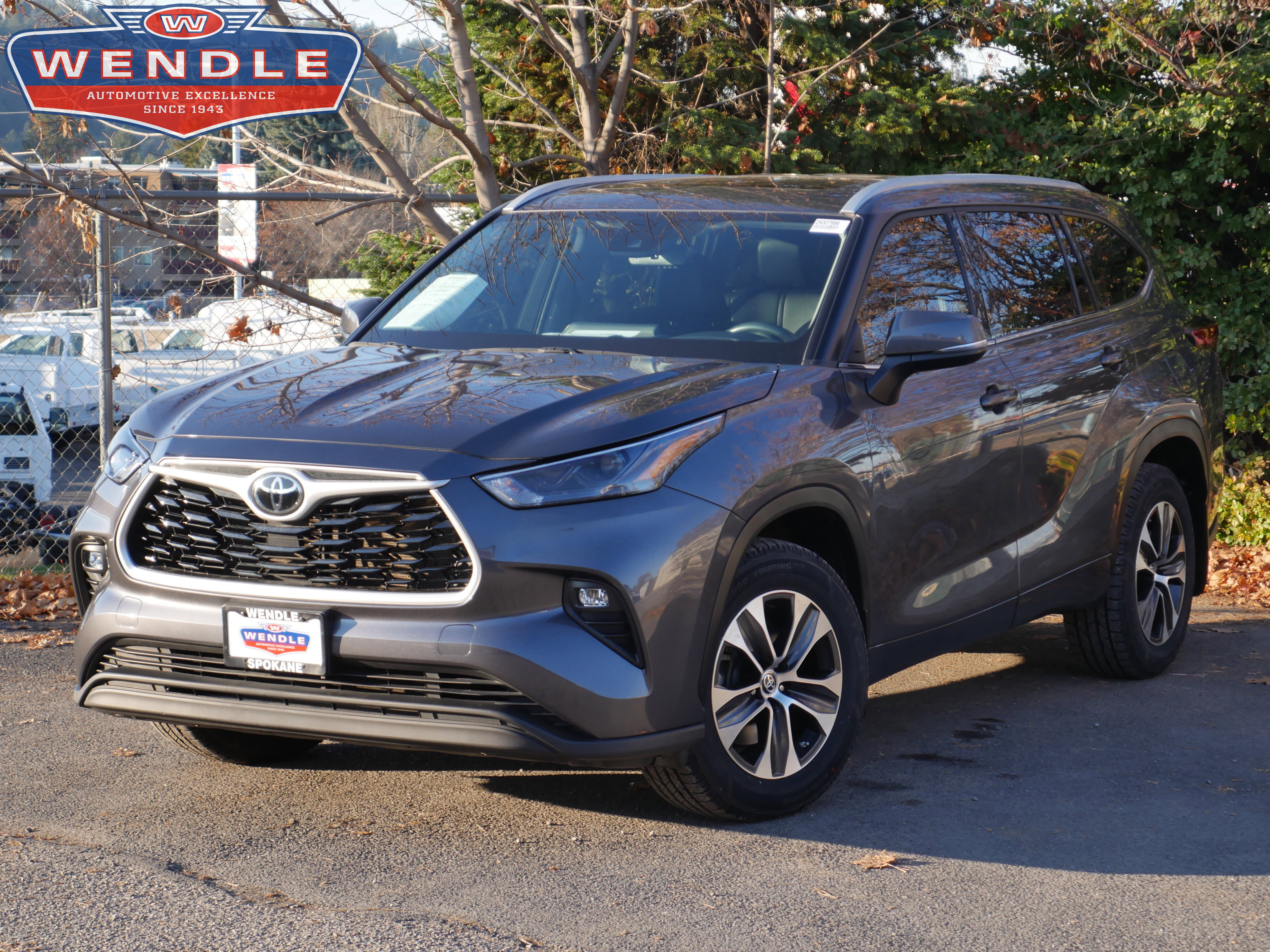 Used 2022 Toyota Highlander XLE