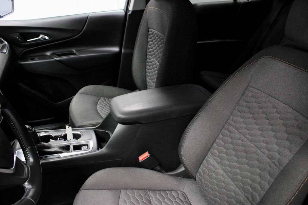 Used 2020 Chevrolet Equinox LT w/ Driver Convenience Package FWD image 25
