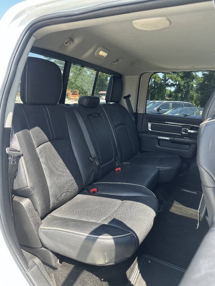 Used 2014 RAM 1500 Limited RWD image 31