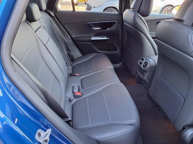 Used 2025 Mercedes-Benz GLC 300 image 20