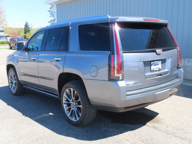 Used 2020 Cadillac Escalade Premium Luxury AWD/4WD image 10